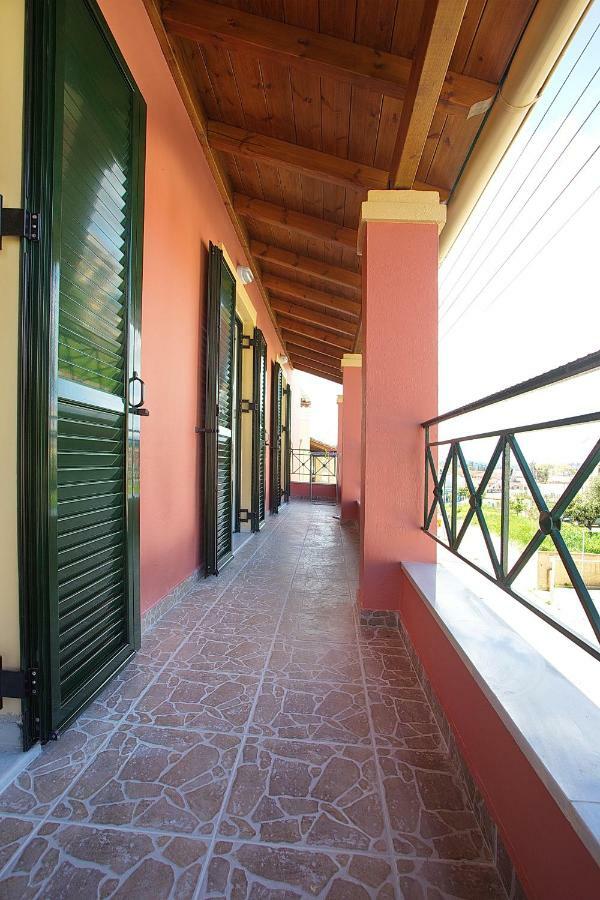 Darmani Spyros Apartments Mantouki 外观 照片
